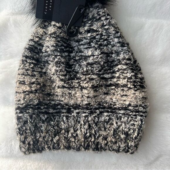Do Everything In Love Beanie w/Pom Black & Neutrals, so soft! NWT🏷 - Picture 11 of 12